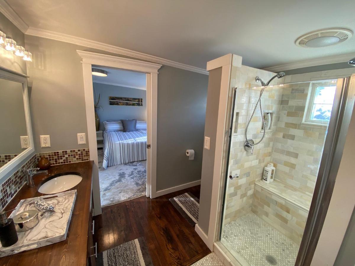 Casa vacanze Here It Is! Cool Cape Cod-3 Br-2.5 Bath-12 Guests *
